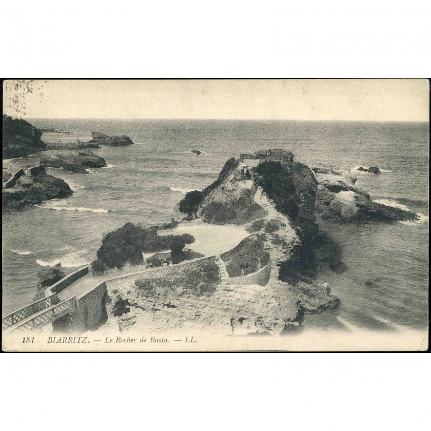 Biarritz (Le Rocher de Basta, France), year: ~1938 (based on text), publisher: LL (Léon & Lévy).