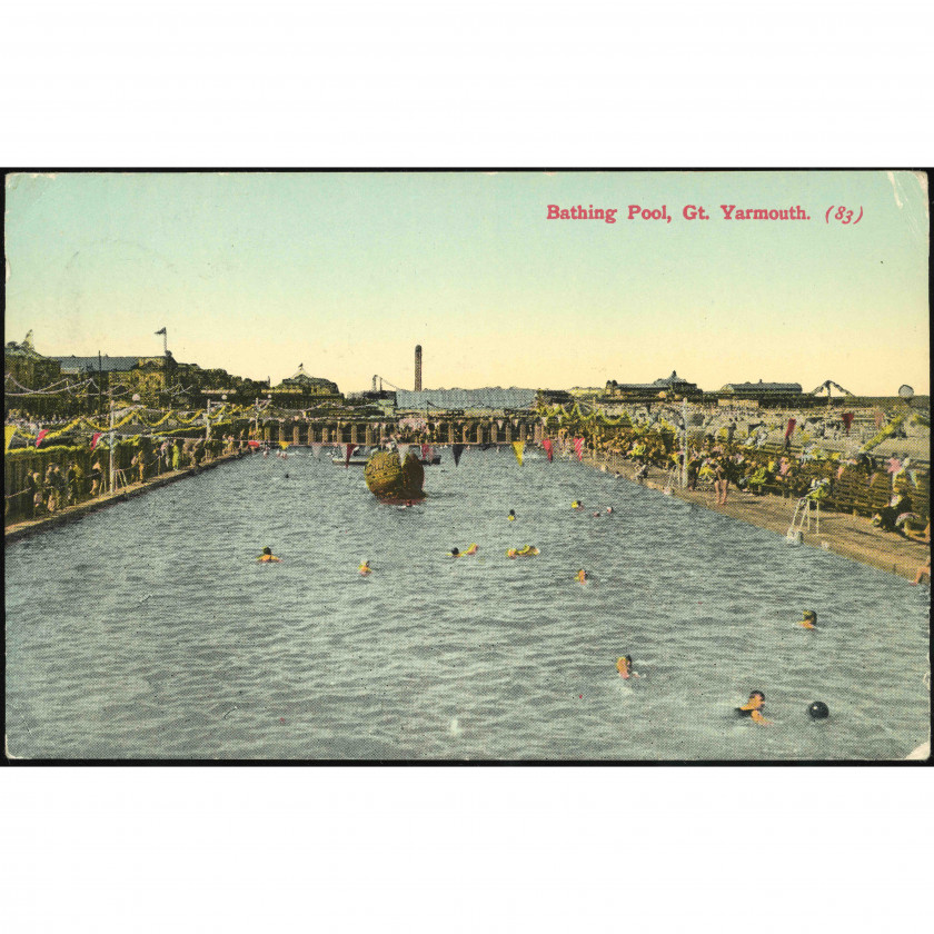 Great Yarmouth (Norfolk, England) — Open-air Bathing Pool, period: 1920s–1930s (King George V era), publisher: British Production (Great Britain).