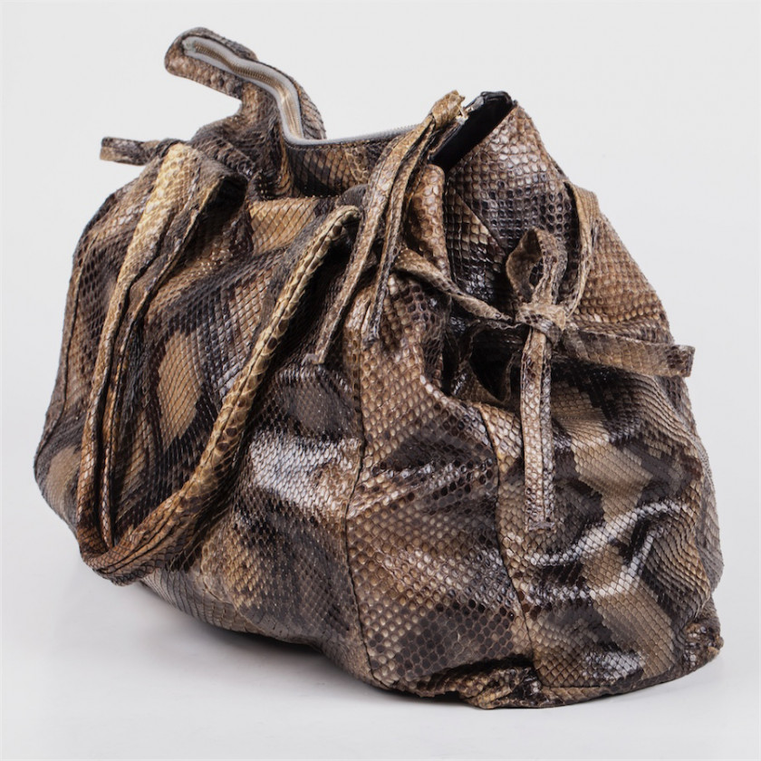 Gucci ladies bag from a python skin "Hysteria"