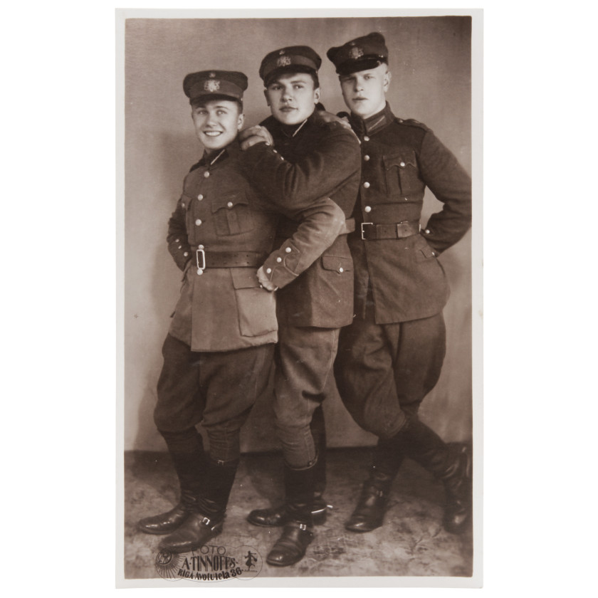Fotogrāfija "Latvijas armijas karavīri"