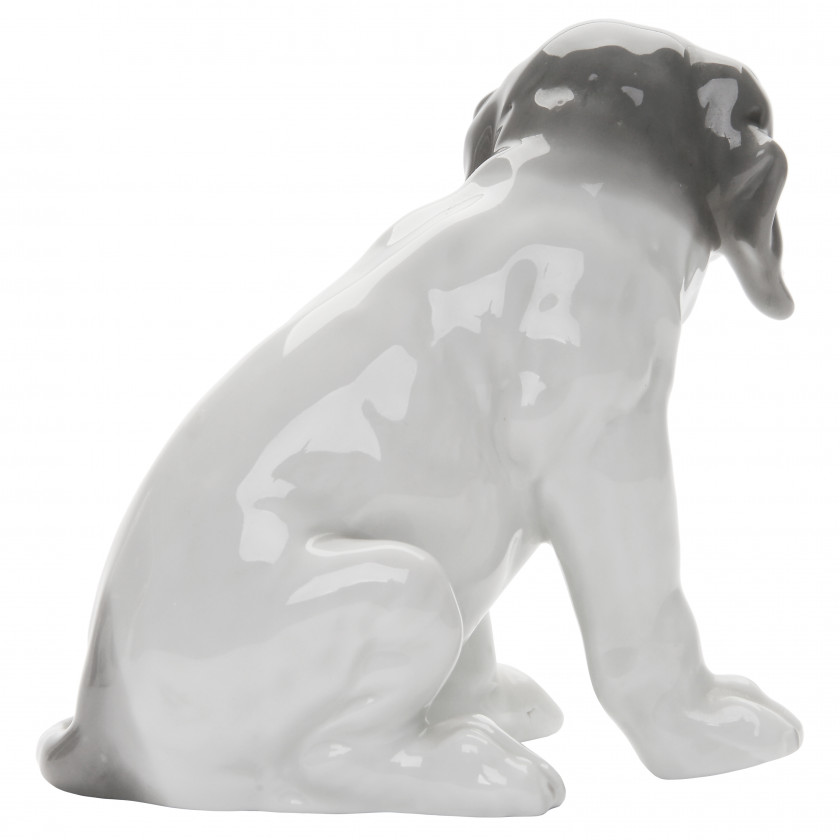 Porcelain figure "Pointer's puppy"
