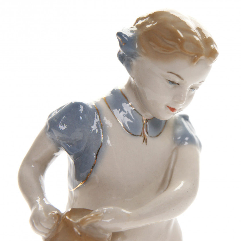 Porcelain figure "Girl with watering can"