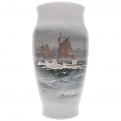 Large porcelain vase 