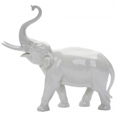 Фарфоровая фигура "Слон"