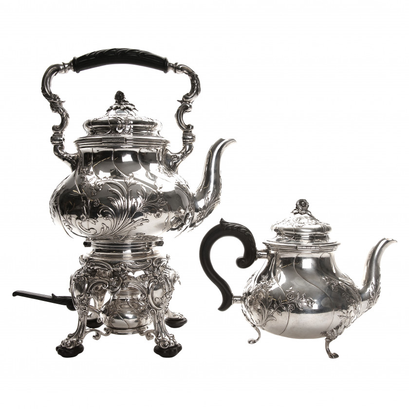 Silver two-piece tea set 