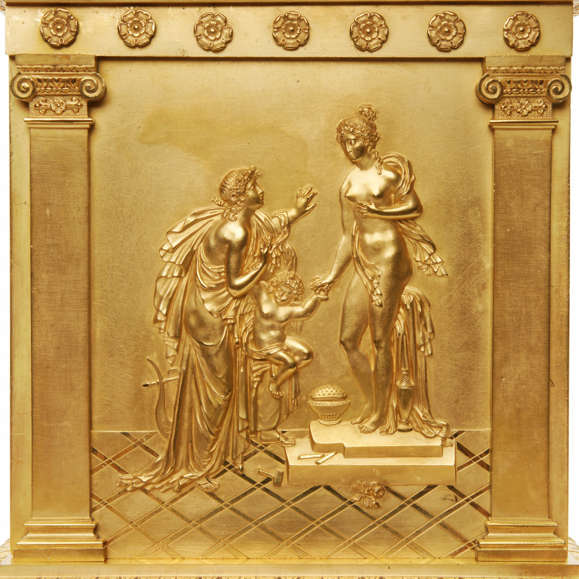 Bronze mantel clock in Empire style
