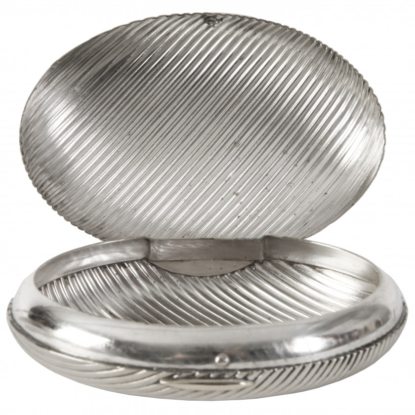 Silver-plated snuffbox