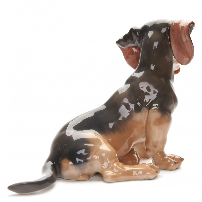 Porcelain figure "Dachshund"