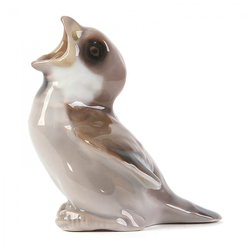 Porcelain figure "Sparrow - Fledgling"