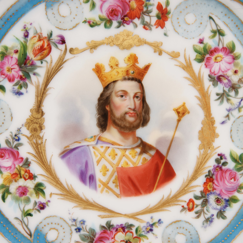 Фарфоровая декоративная тарелка "Луи VII"