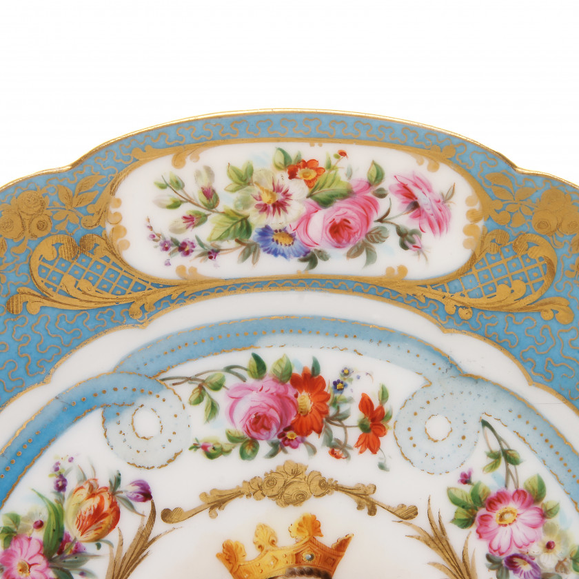Porcelāna dekoratīvais šķīvis "Luijs VII"