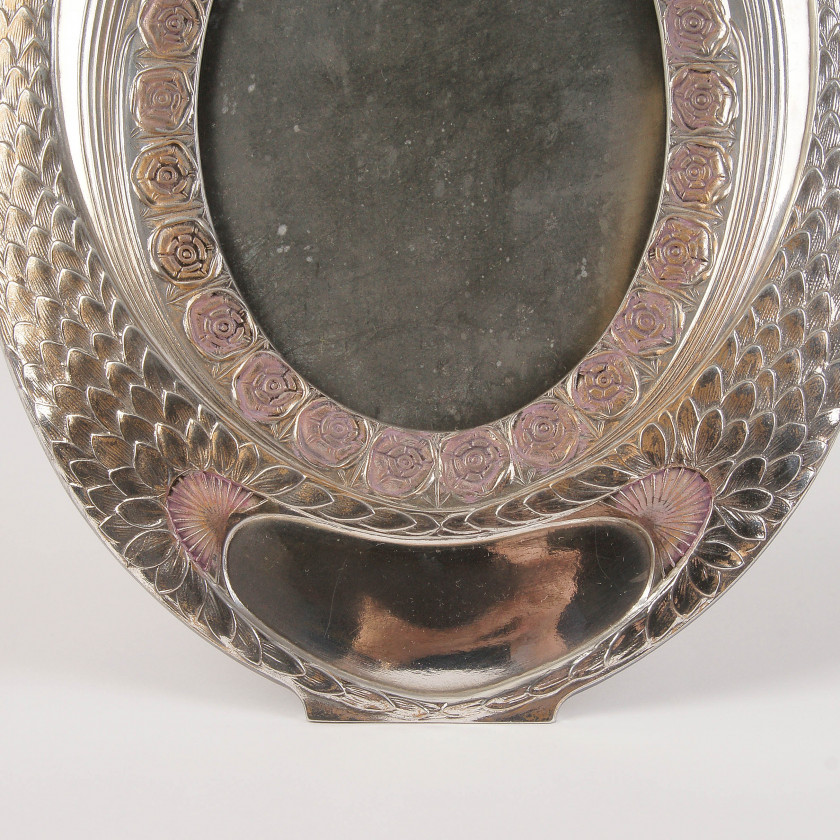 Silver plated photo frame in Art Deco style