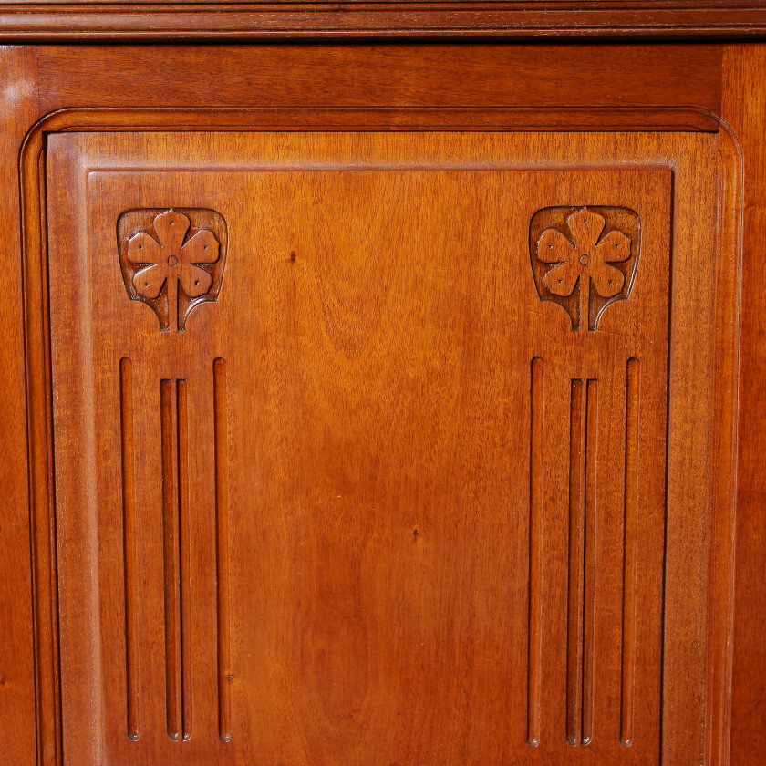 Cupboard in Art Nouveau style