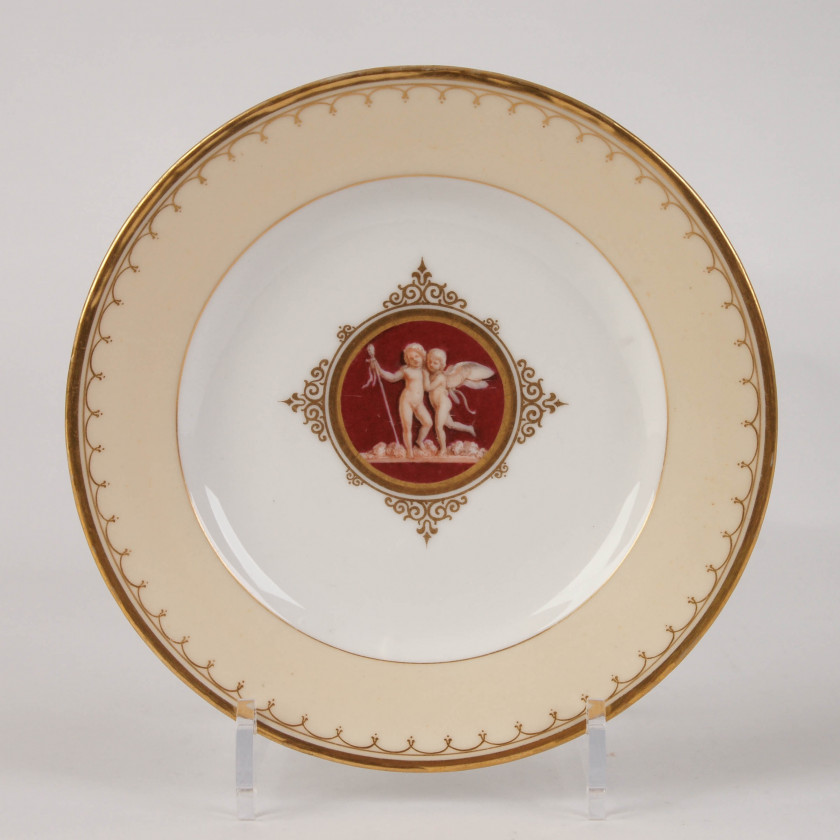 Set of five decorative plates