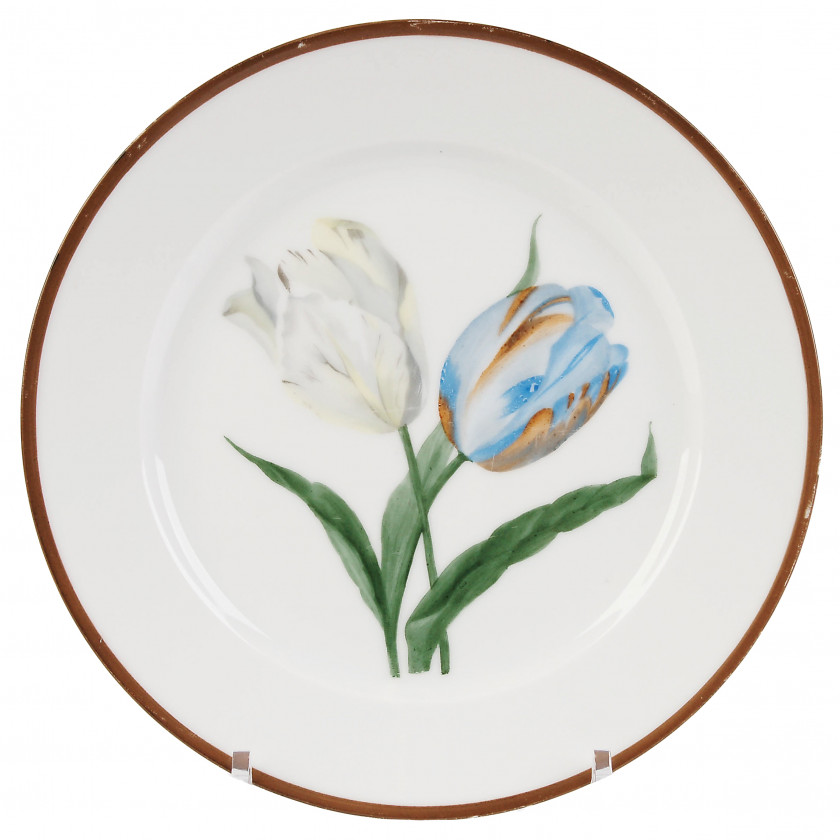 Фарфоровая декоративная тарелка "Тюльпаны"