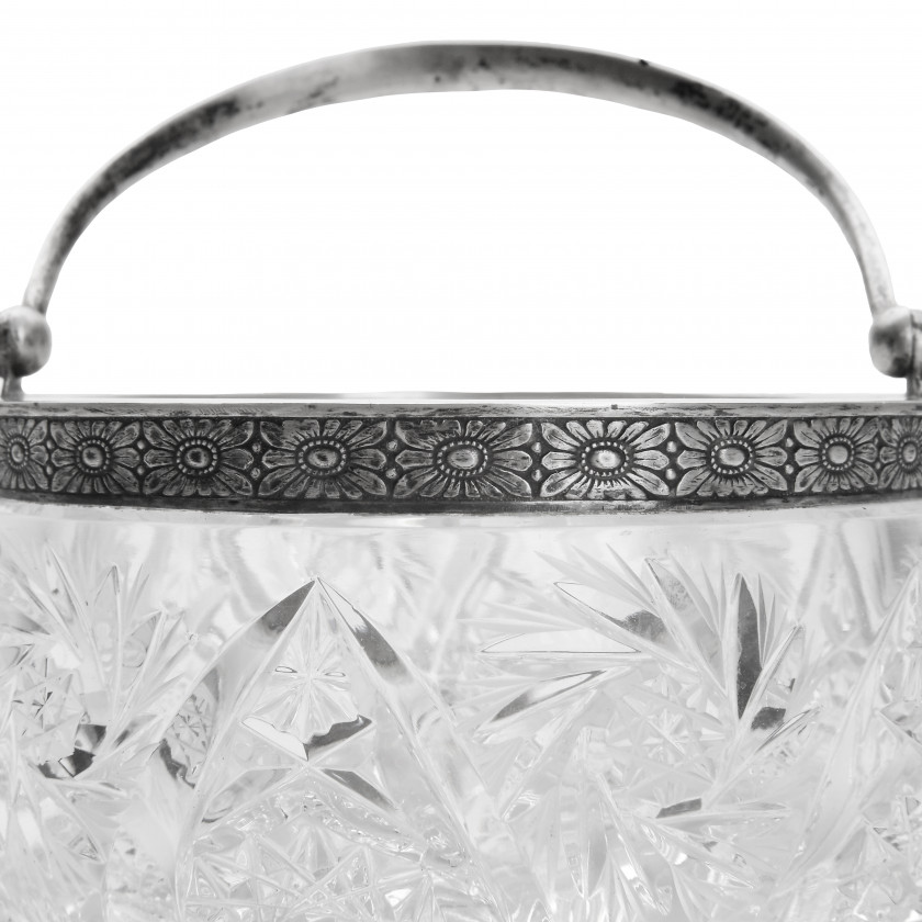 Crystal candy-bowl with silver