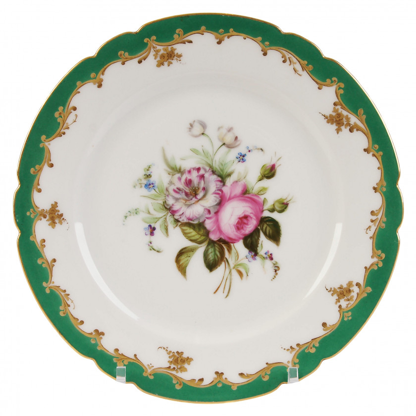 Фарфоровая декоративная тарелка "Цветы"