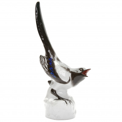 Porcelain figure "Magpie"