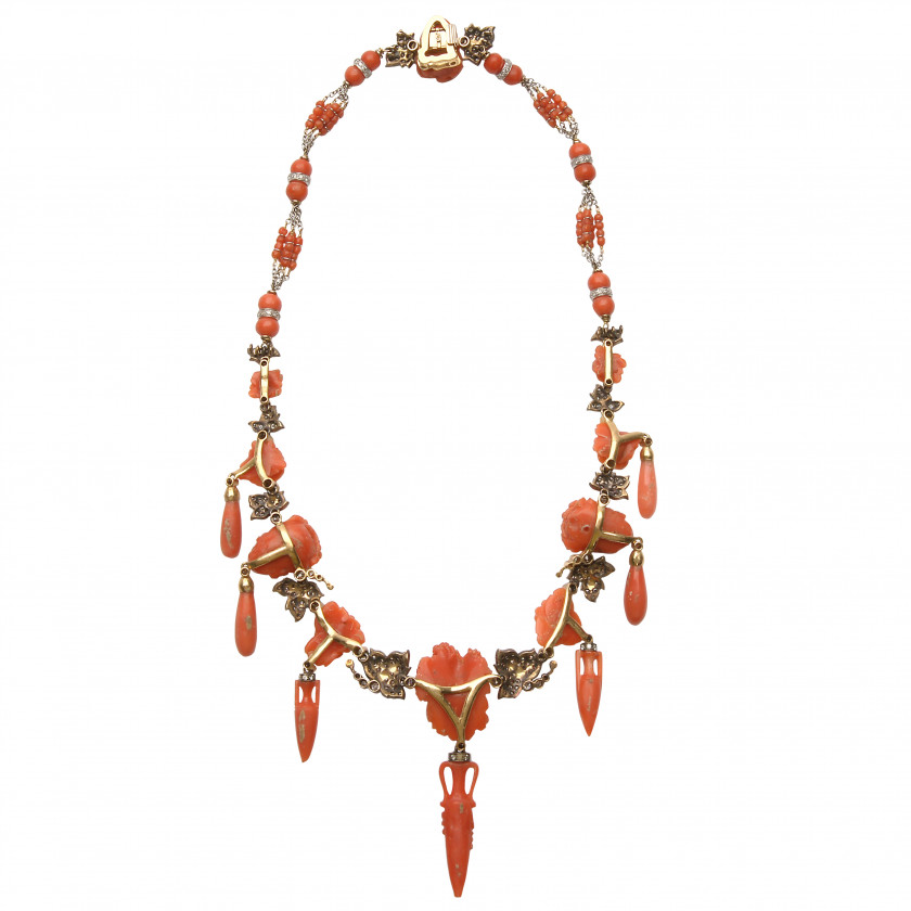 Gold necklace with corals and diamonds