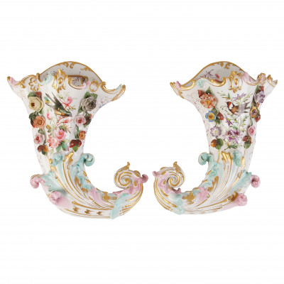 A pair of porcelain wall vases "Cornucopias"