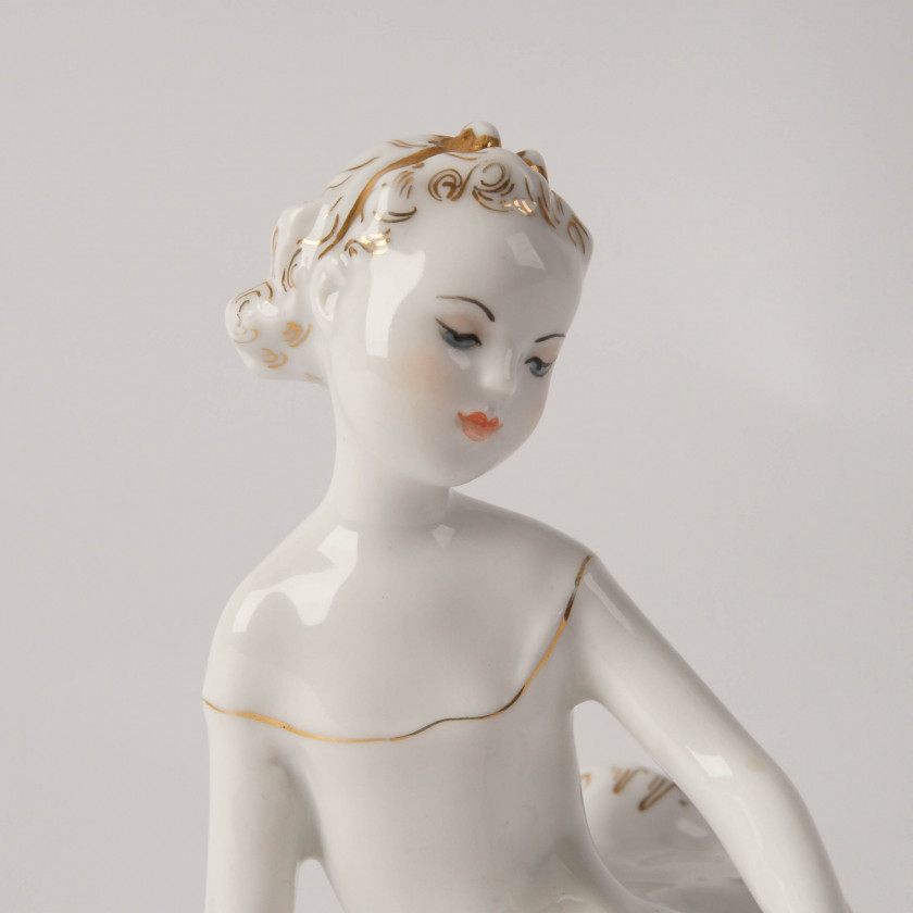 Porcelain figure "Mashenka"