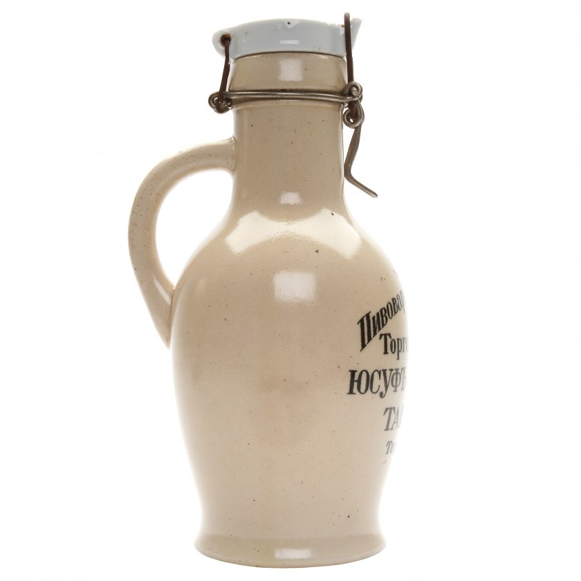 Керамическая пивная бутылка (1 литр) пивоваренного завода "Юсуф Давыдов"