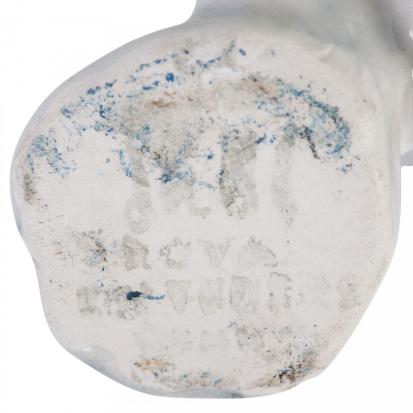 Фаянсовая фигура "Такса"