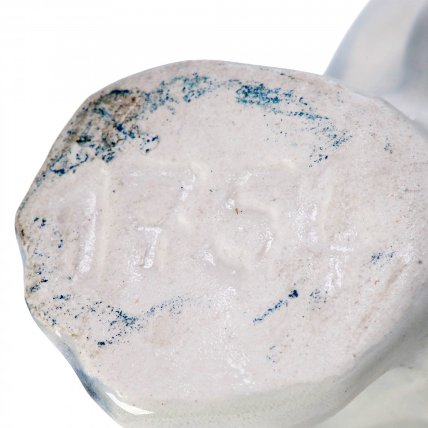 Фаянсовая фигура "Такса"