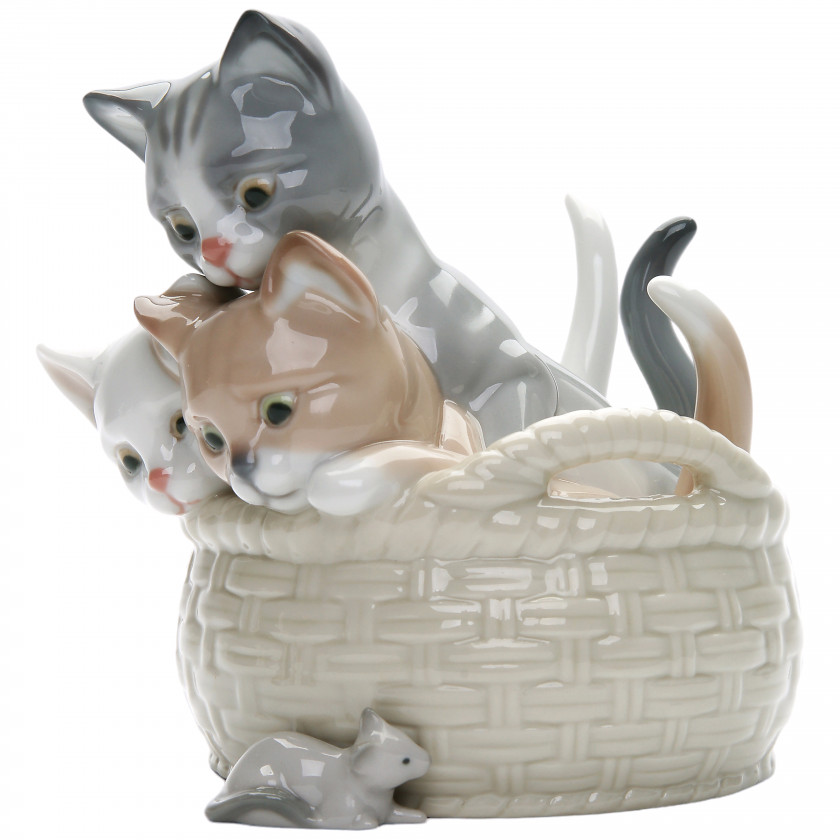 Porcelain figure "Curious kittens"