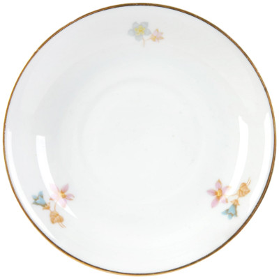 Фарфоровое блюдце