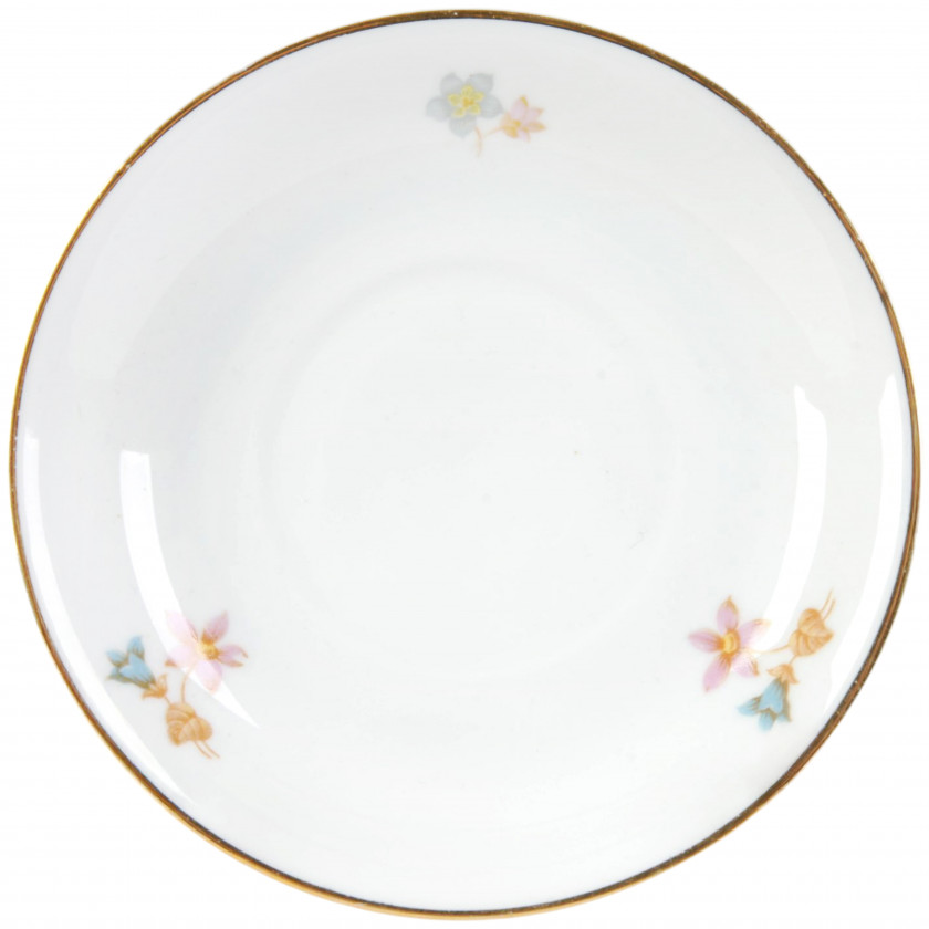 Фарфоровое блюдце