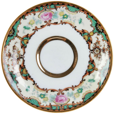 Фарфоровое блюдце