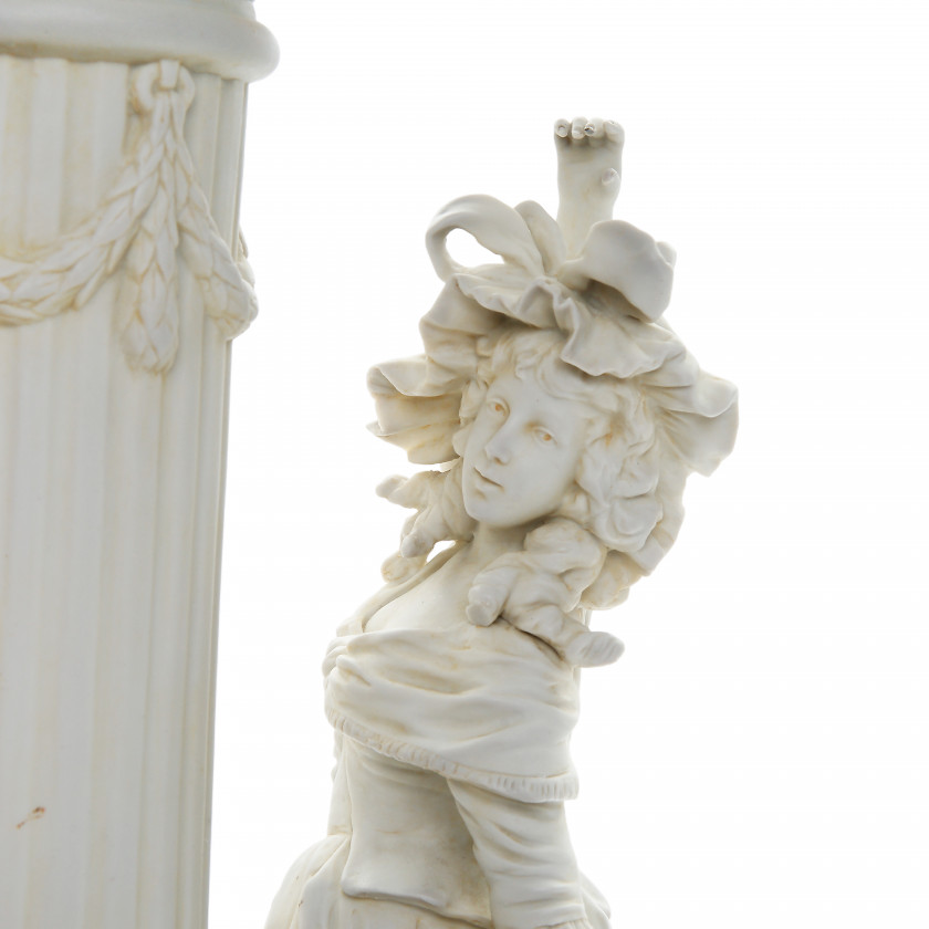 Biscuit vase with female figures