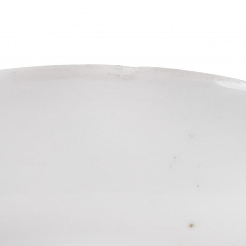 Фарфоровая чайная чашечка с блюдцем