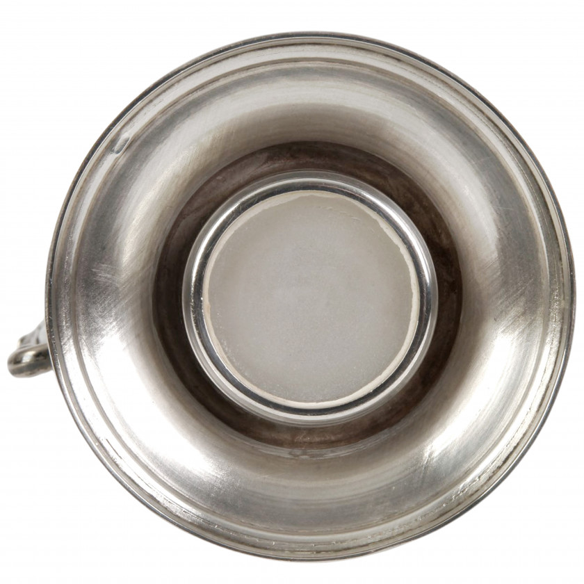 Пара стеклянных графинов с серебром