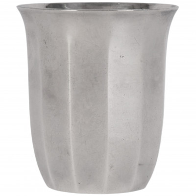 Серебряная стопка