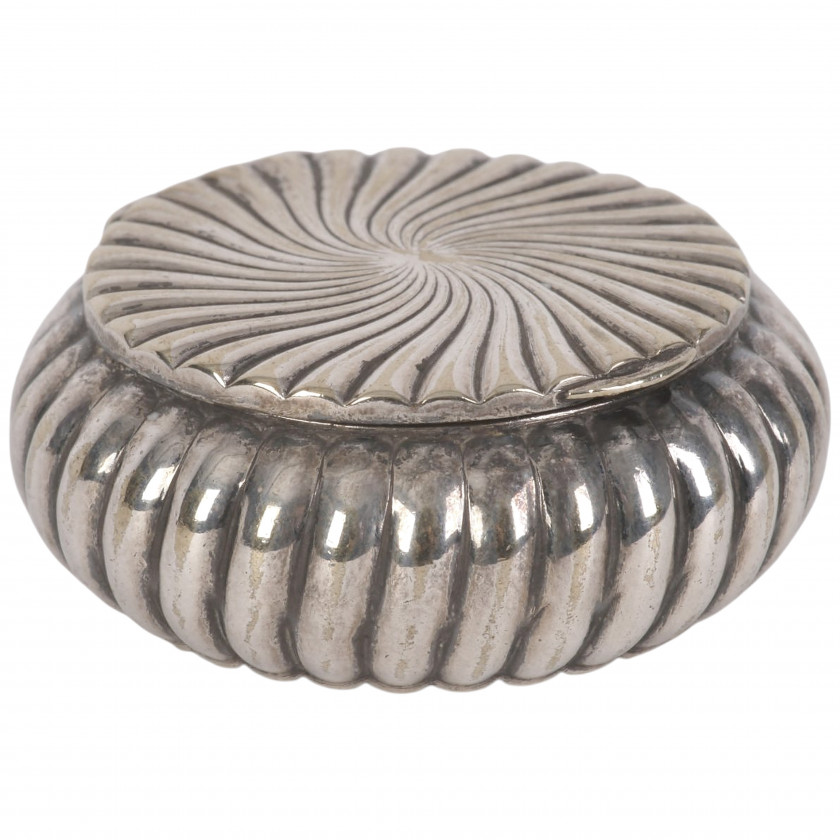 Посеребренная таблетница