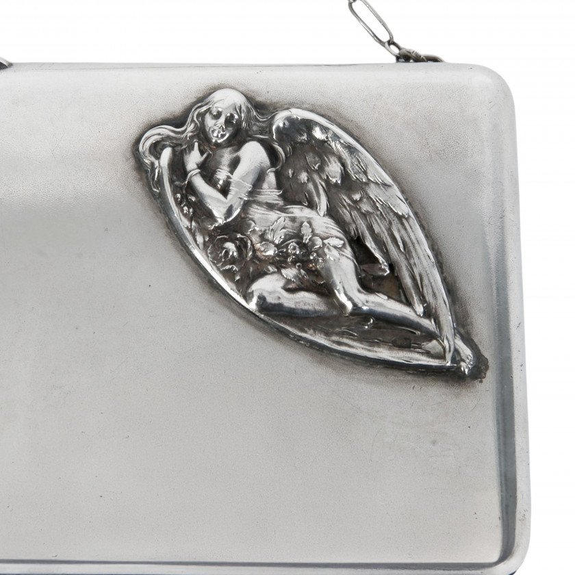 Серебряная театральная сумочка