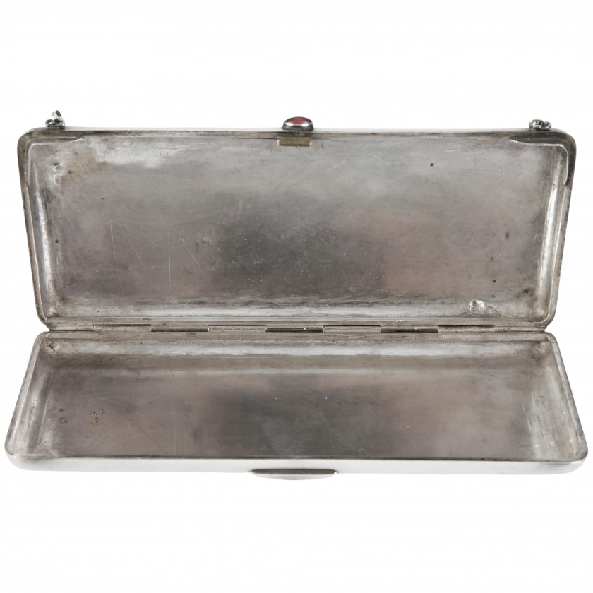 Серебряная театральная сумочка