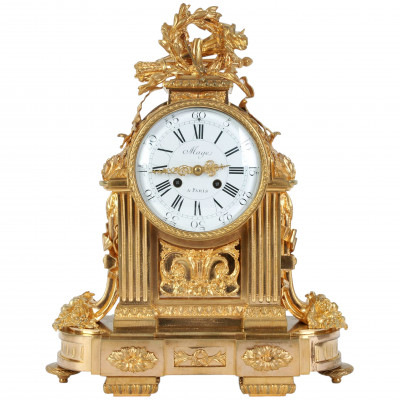 Бронзовые каминные часы