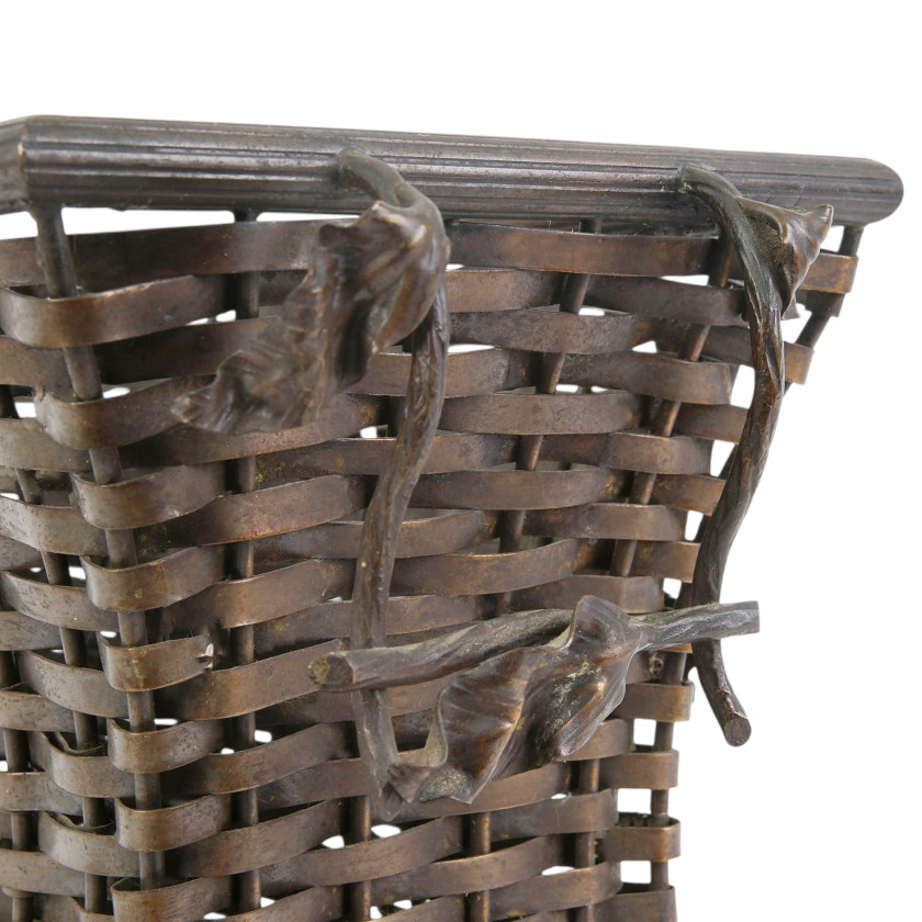 Латунная жардиньерка в стиле Ар-Деко