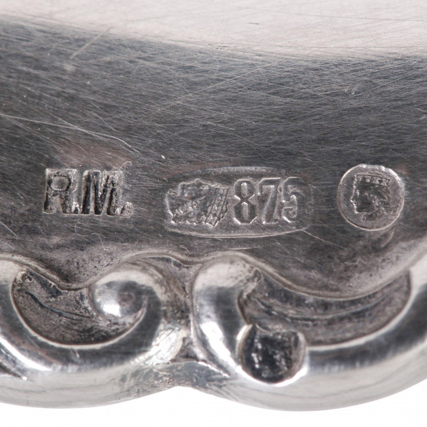 Серебряная конфетница