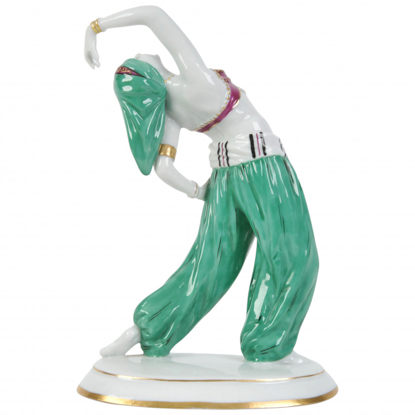 Фарфоровая фигура "Восточный танец"