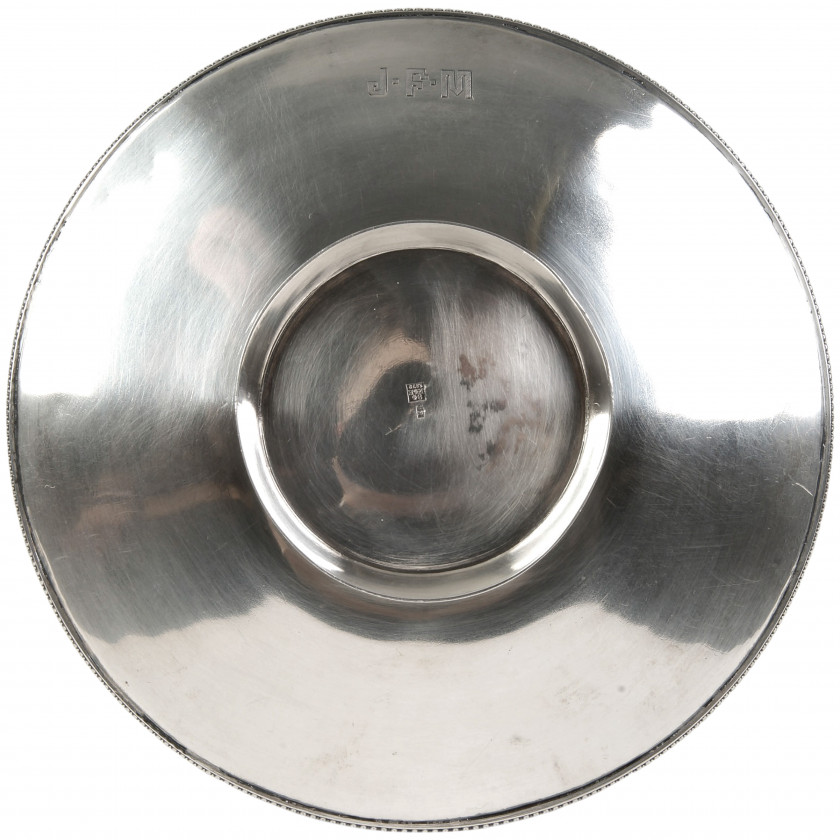 Серебряная конфетница