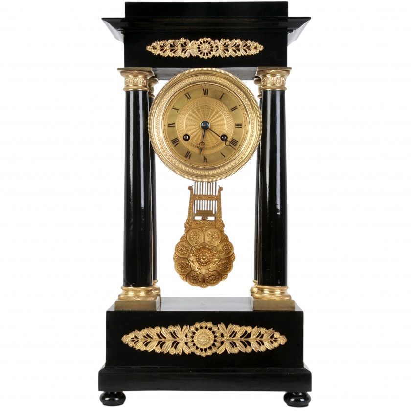 Mantel clock