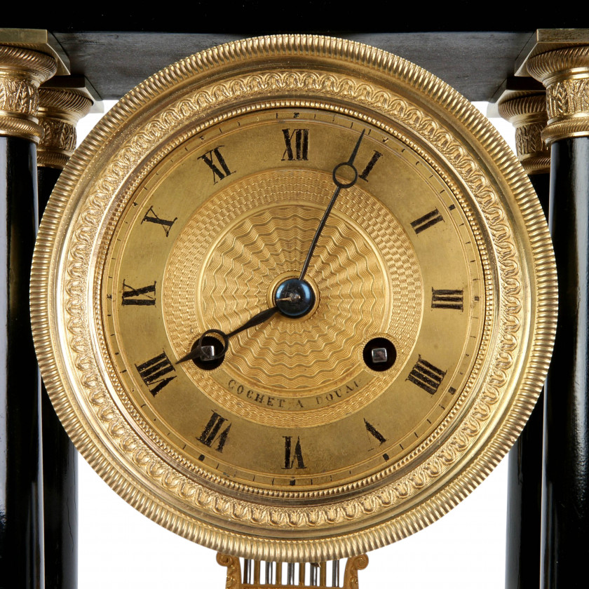Mantel clock