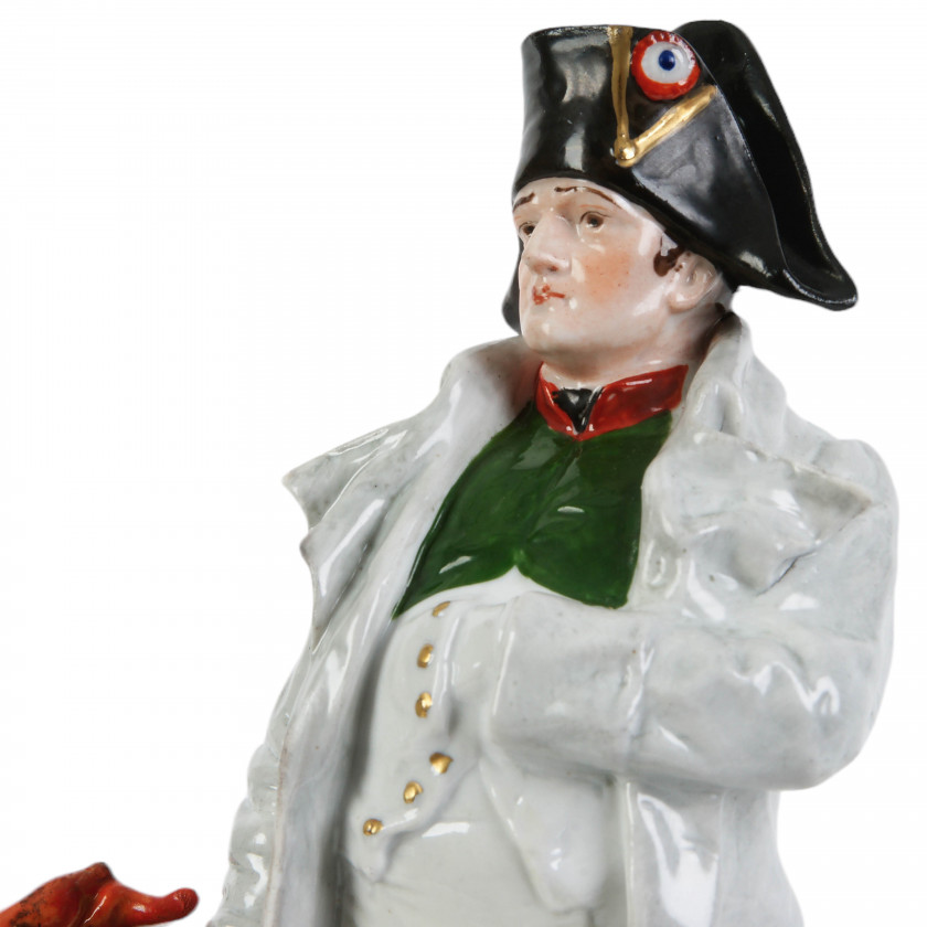 Фарфоровая фигура "Наполеон"