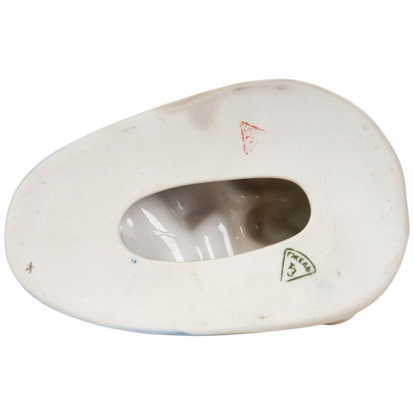 Porcelāna figūra "Vecais vīrs un zelta zivtiņa"