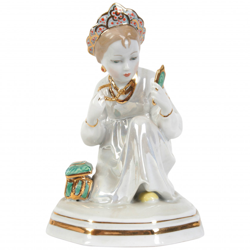 Porcelain figure "Malachite box"