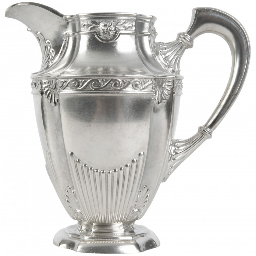 Silver milk pot